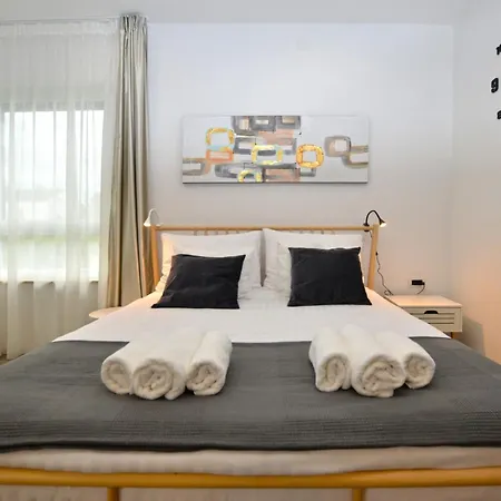 Black & White Apartman *