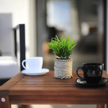 Black & White Apartment