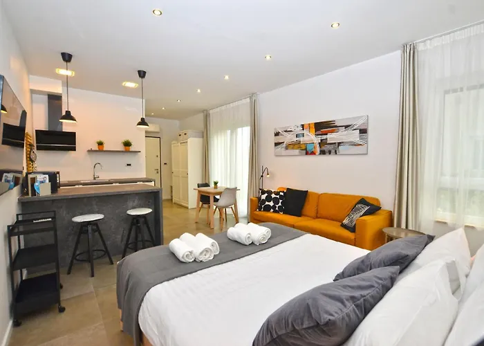 Black & White Apartman