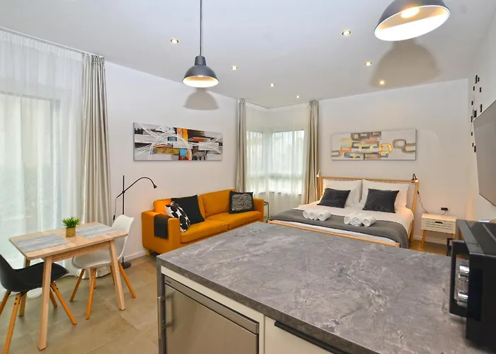 Black & White Apartman *