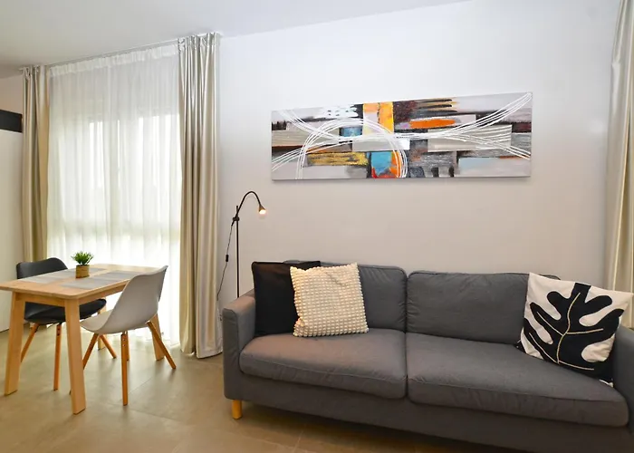 Apartman Black & White