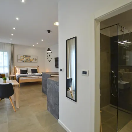 Apartment Black & White Bale